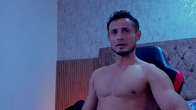 Snapshot of Adonys_Lewis_ chatting on March 8, 7:12 am Adonys Lewis online show from March 8, 7:12 am