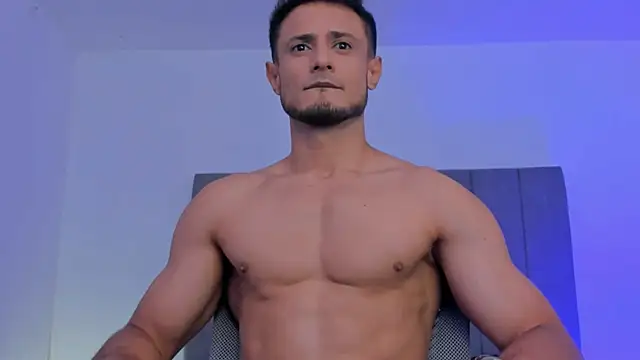 Snapshot of Adonys_Lewis_ chatting on April 5, 6:54 am Adonys Lewis online show from April 5, 6:54 am