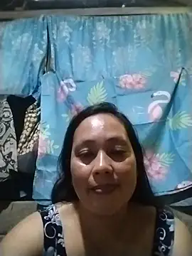 Snapshot of asian_pinay23 chatting on January 13, 2:06 am asian pinay23 online show from January 13, 2:06 am