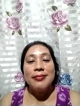 Snapshot of asian_pinay23 chatting on January 14, 12:33 pm asian pinay23 online show from January 14, 12:33 pm