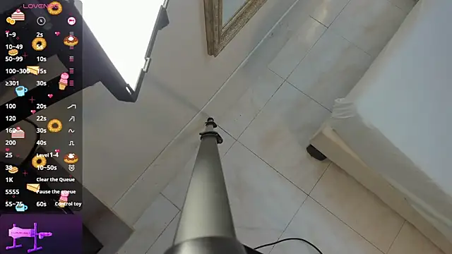 Miaaffox online show from February 4, 7:31 pm