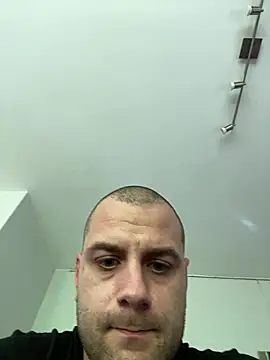 Snapshot of topG6661 chatting on January 9, 8:17 am topG6661 online show from January 9, 8:17 am