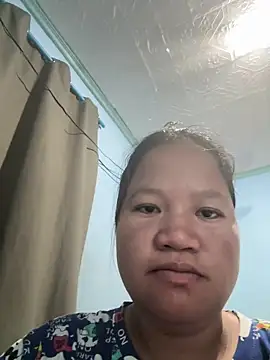 Snapshot of Hottie_Pussy chatting on May 30, 12:52 am Hottie Pussy online show from May 30, 12:52 am