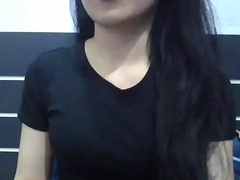 berry alma06 online show from July 10, 1:03 pm