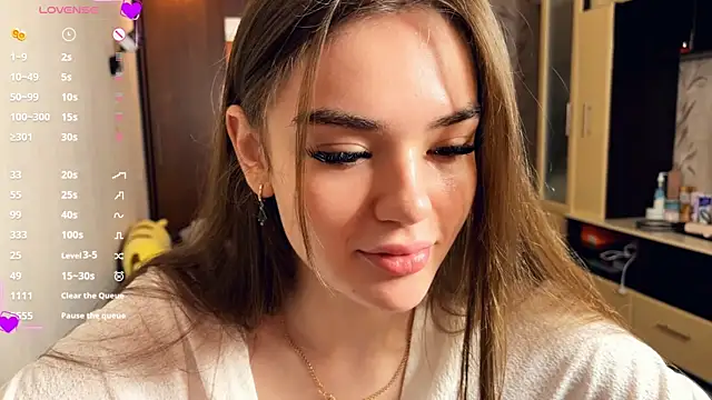 LubaSeirers online show from March 30, 2:07 pm