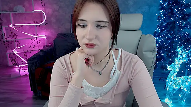 ellisjoyy online show from January 13, 2:33 pm