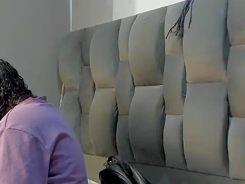 dylaans19 online show from February 22, 2:26 pm