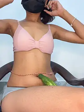 paribaby09 online show from July 18, 7:50 pm