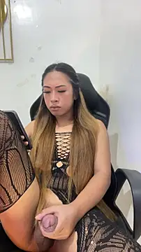 Snapshot of foxxy_bunny18 chatting on February 11, 2:49 am foxxy bunny18 online show from February 11, 2:49 am