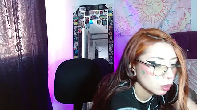 kittymiauu444 online show from February 10, 2:43 pm