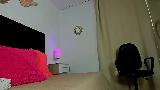 Natalye 23 online show from March 27, 10:31 pm