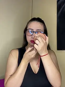 Shayla--broos online show from February 11, 4:01 pm