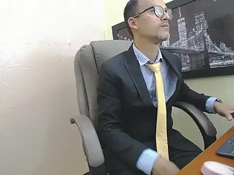 Snapshot of Oswalldo__ chatting on February 24, 11:08 am Oswalldo online show from February 24, 11:08 am