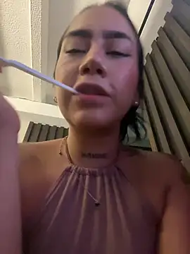 maaluh online show from April 7, 3:56 pm