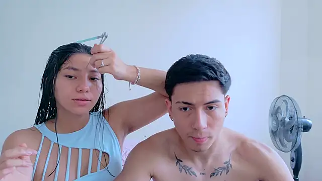 ScarlettAndLucas online show from July 9, 5:28 pm
