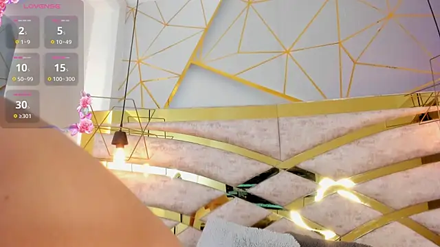 sussan rave  online show from January 15, 11:59 am