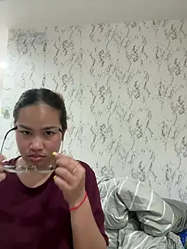 Ponthip online show from March 18, 11:08 pm