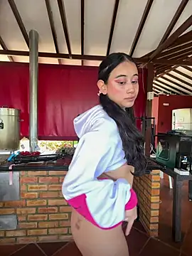 l0lita emi online show from March 13, 3:07 pm