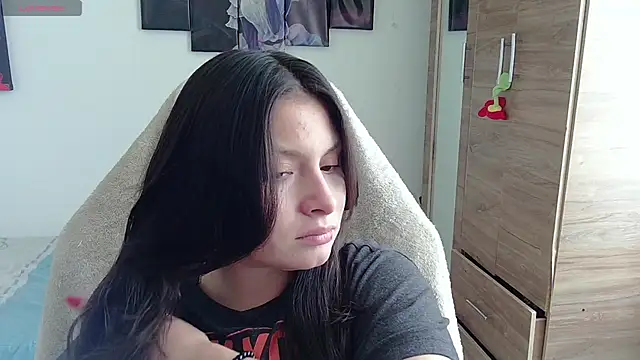 yessica gomez01 online show from June 2, 8:44 pm