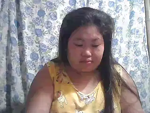 Snapshot of pinay_rose14 chatting on May 3, 7:31 pm pinay rose14 online show from May 3, 7:31 pm