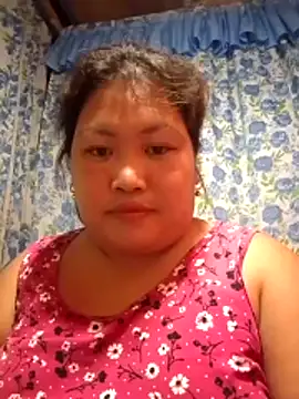 Snapshot of pinay_rose14 chatting on May 5, 1:52 pm pinay rose14 online show from May 5, 1:52 pm