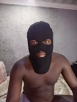 Snapshot of zulu_good_dick chatting on June 29, 5:35 pm zulu good dick online show from June 29, 5:35 pm