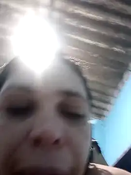 Snapshot of gaellymurlockx18 chatting on February 9, 7:12 am gaellymurlockx18 online show from February 9, 7:12 am