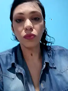 Snapshot of gaellymurlockx18 chatting on February 21, 9:16 pm gaellymurlockx18 online show from February 21, 9:16 pm