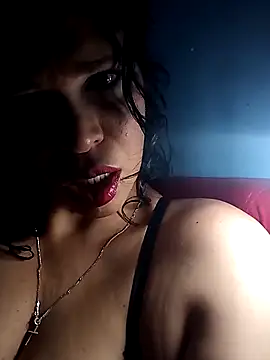 Snapshot of gaellymurlockx18 chatting on February 25, 8:13 am gaellymurlockx18 online show from February 25, 8:13 am