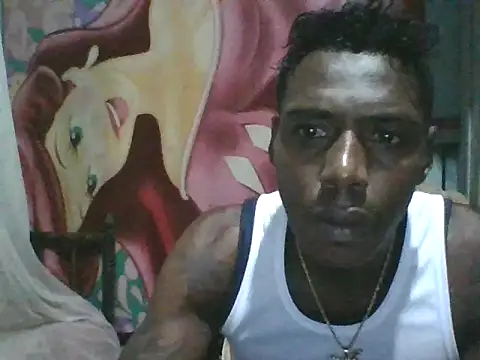Snapshot of roxa2784 chatting on May 8, 6:41 am roxa2784 online show from May 8, 6:41 am