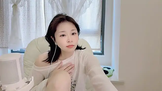 Snapshot of Onefiona chatting on July 11, 7:22 am Onefiona online show from July 11, 7:22 am