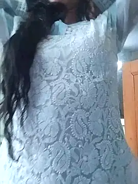 Zaara101 online show from March 25, 6:47 pm