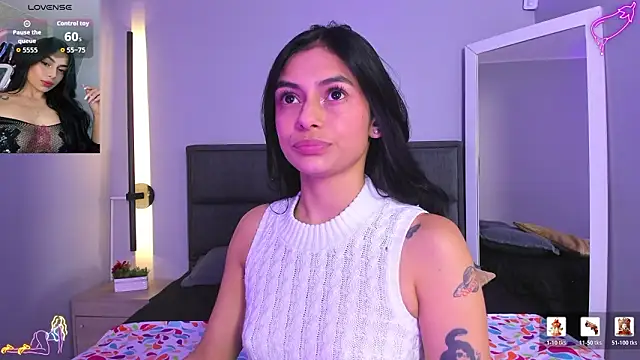 lilith petit  online show from March 5, 8:05 pm