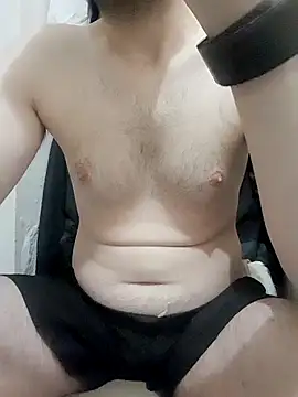 80julien online show from February 21, 8:37 am