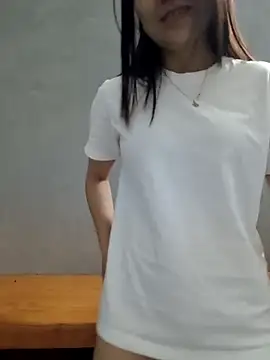 Vanvan68xx online show from April 6, 10:54 pm