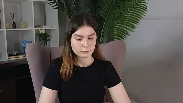 Snapshot of RickiHamelinck chatting on January 11, 7:57 am RickiHamelinck online show from January 11, 7:57 am