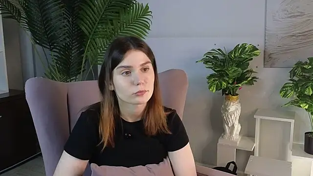 Snapshot of RickiHamelinck chatting on January 13, 9:14 am RickiHamelinck online show from January 13, 9:14 am