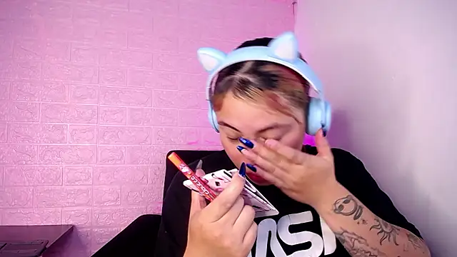 Dominic Queen1126 online show from February 5, 11:37 am