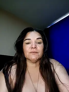 Snapshot of lee_hot chatting on January 12, 6:57 pm lee hot online show from January 12, 6:57 pm