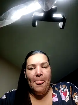 Snapshot of lee_hot chatting on January 15, 11:04 am lee hot online show from January 15, 11:04 am