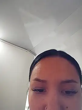 soffi joness23 online show from April 14, 5:19 pm