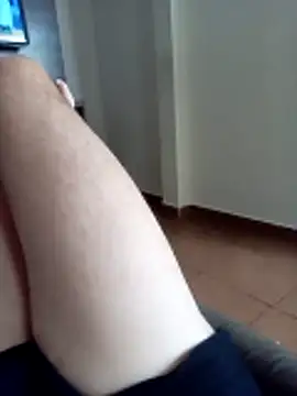 Snapshot of vacuoshat chatting on March 4, 4:35 pm vacuoshat online show from March 4, 4:35 pm