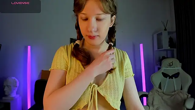 tracy aw online show from March 30, 6:36 am