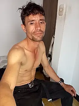 torvyHot online show from March 24, 8:47 pm