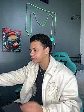 l-laross online show from May 15, 1:51 pm