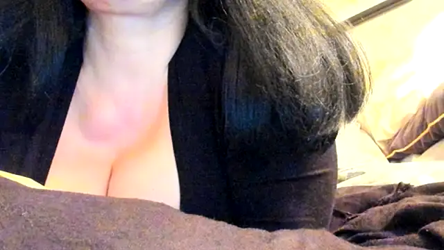 ChristieCru online show from January 15, 8:12 pm