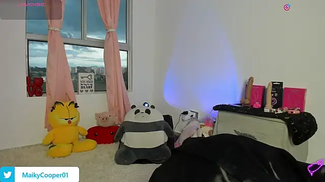 Maiky Cooper01 online show from February 20, 9:37 pm