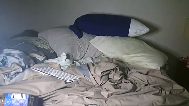 FrankieFuckMe online show from March 27, 8:26 am