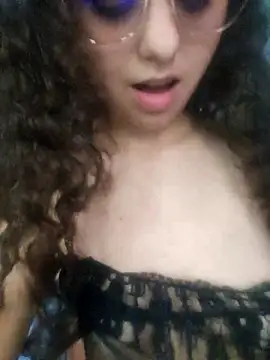 racheldepp  online show from February 1, 4:49 pm