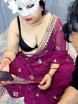 Snapshot of Desikalakaar0069 chatting on April 17, 3:15 pm Desikalakaar0069 online show from April 17, 3:15 pm